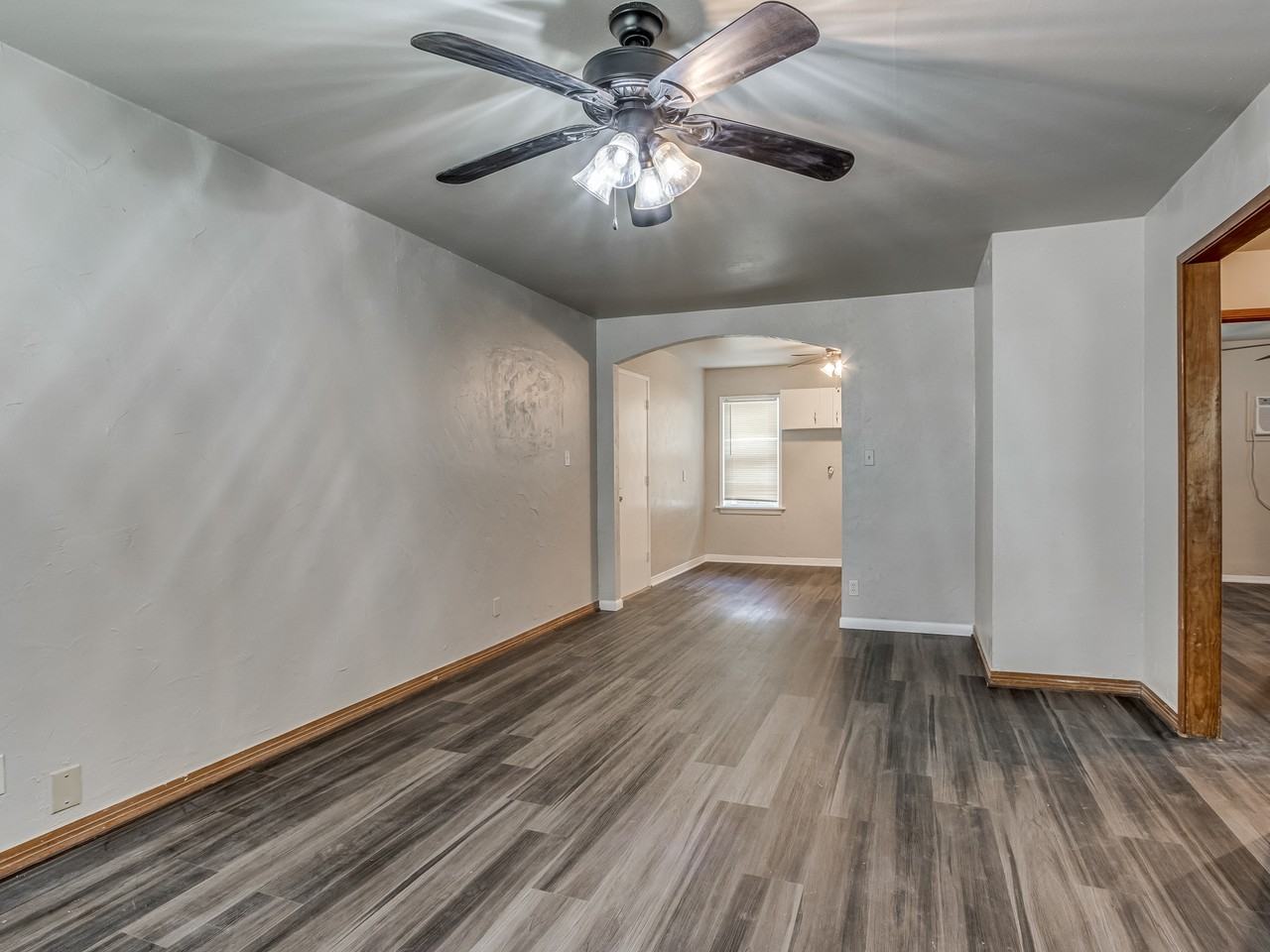 2320 Trosper Pl #1 - Photo 3 of 12