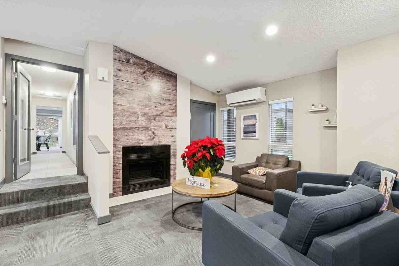 Tessera Apartments - Photo 4 of 22