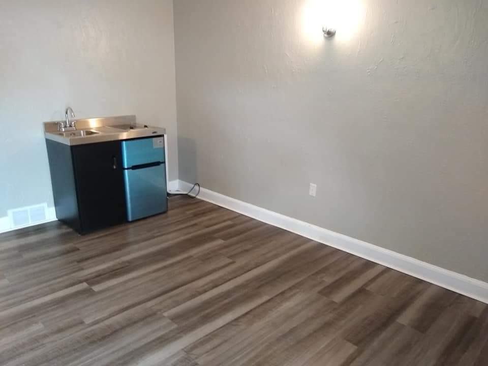 1816-1818 Valley Ave - Photo 3 of 11