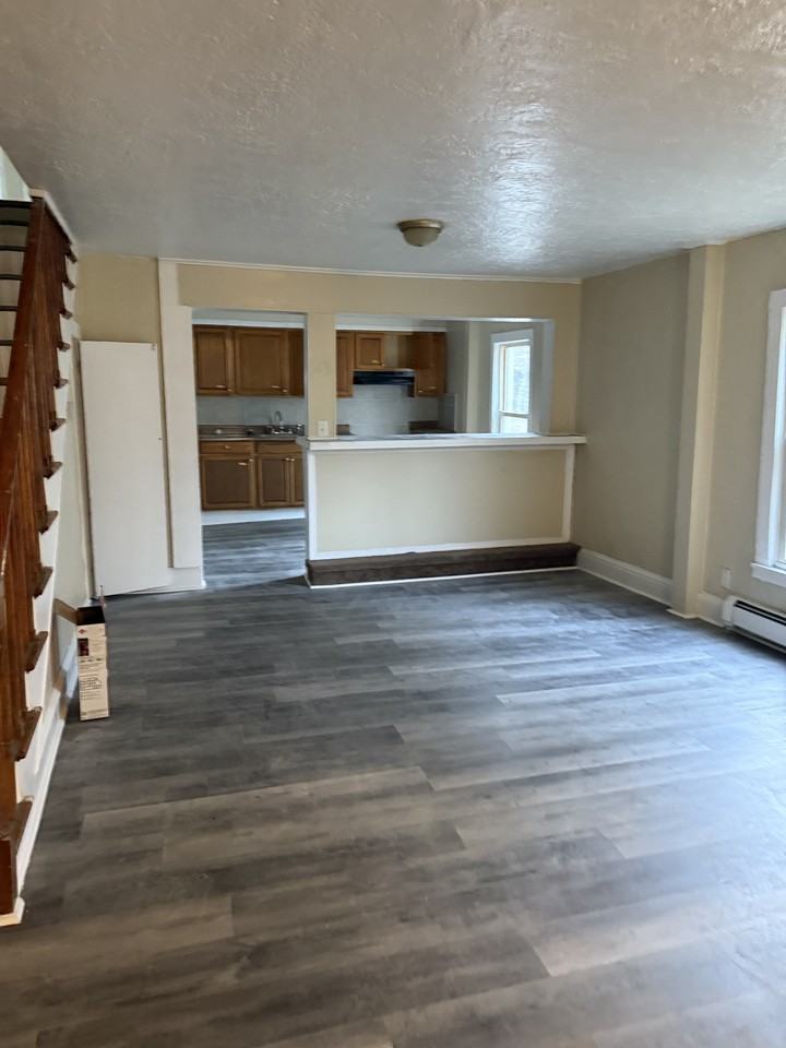 6 West Pitman Street - Photo 2 of 13