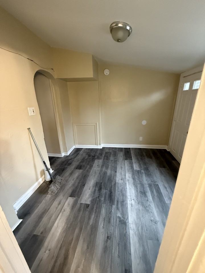 6 West Pitman Street - Photo 6 of 13