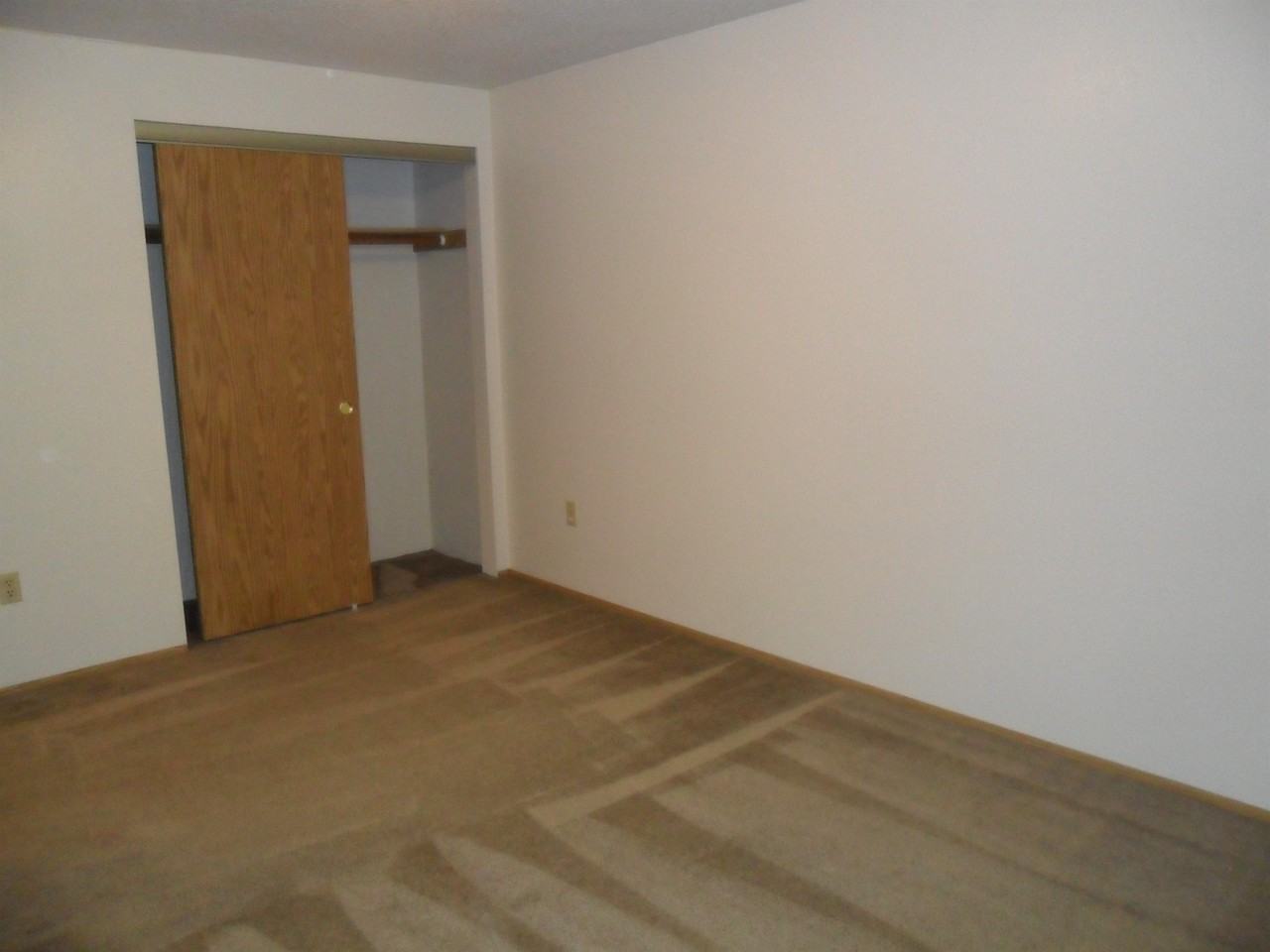 Madrona Place Apts - Photo 7 of 50