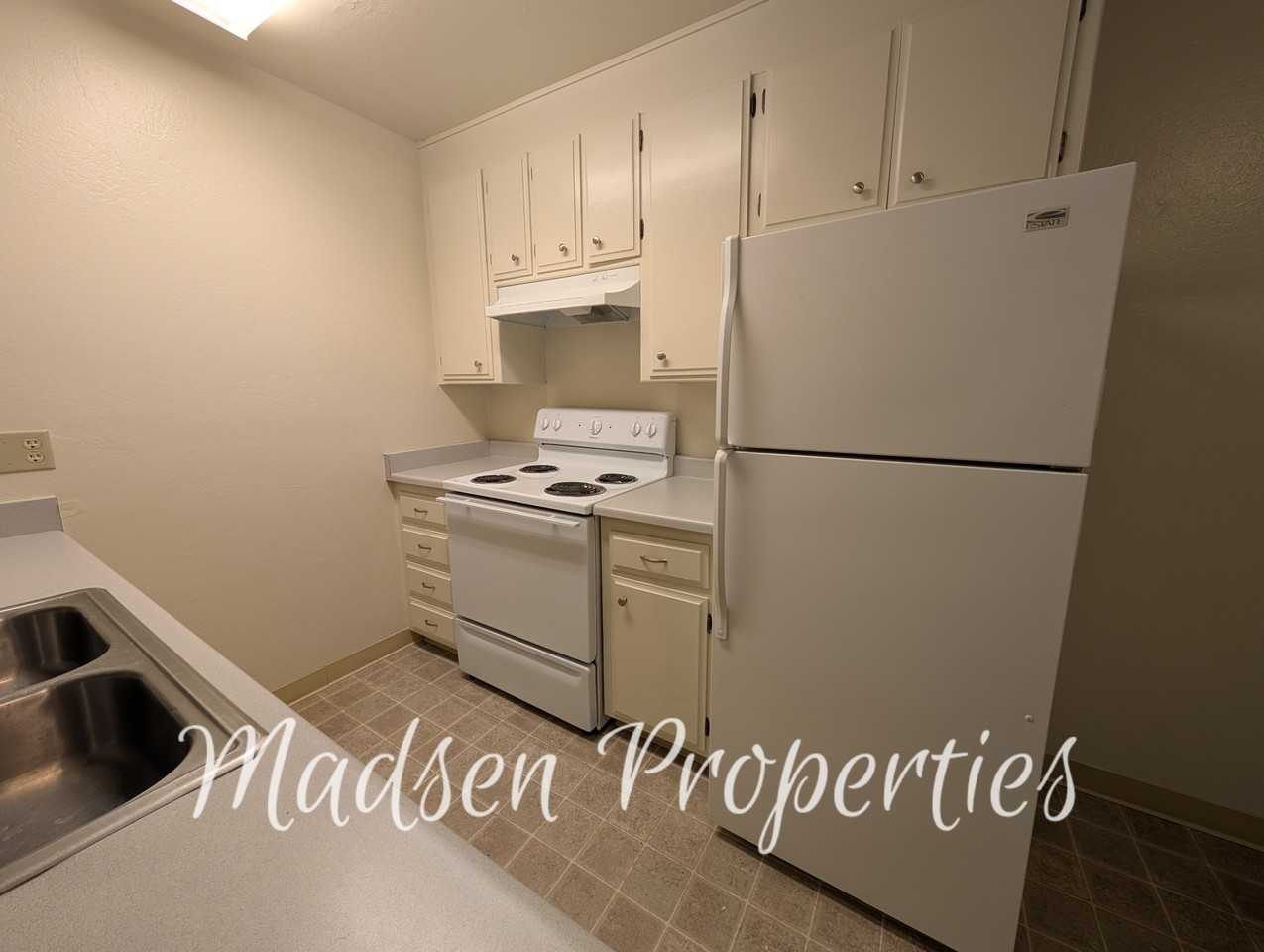 193 E. 1st Ave - Photo 6 of 16