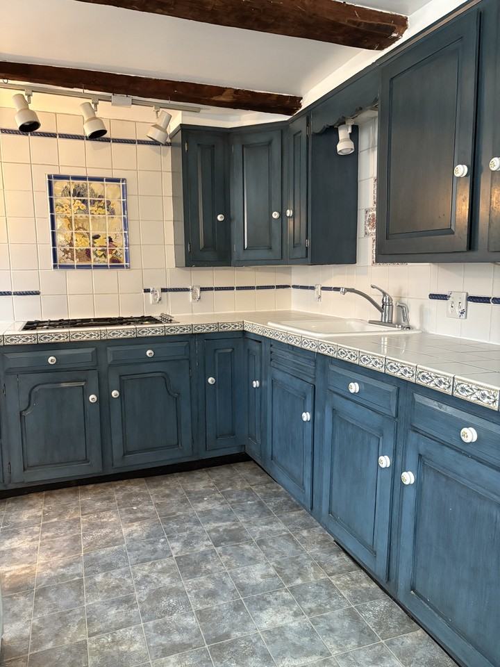 537 Green Hollow Rd - Photo 2 of 18