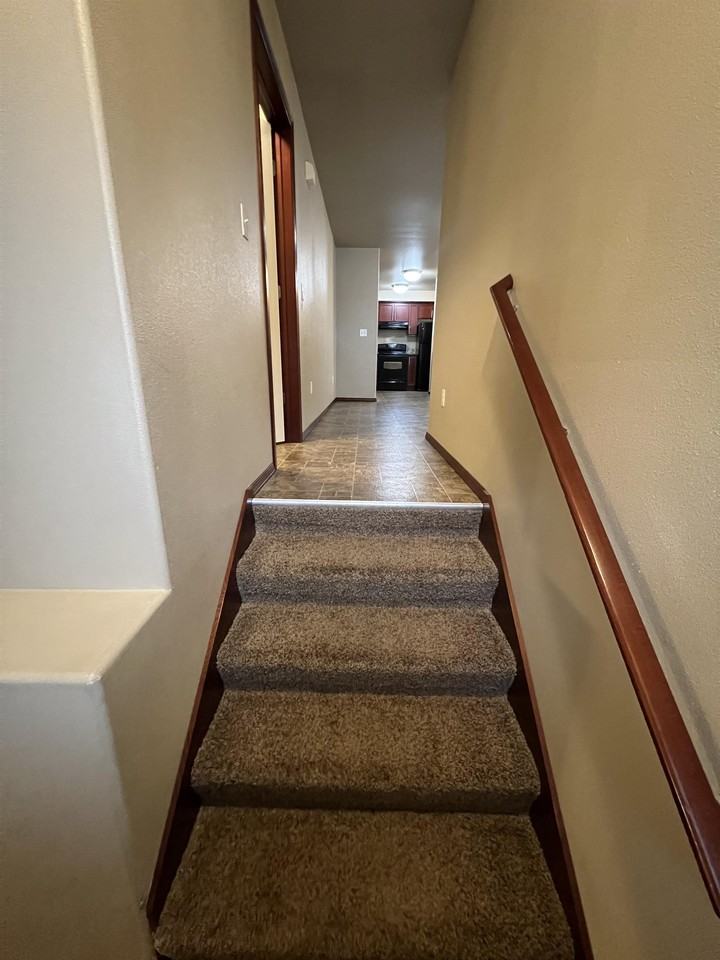 N14716-202 - Photo 4 of 32