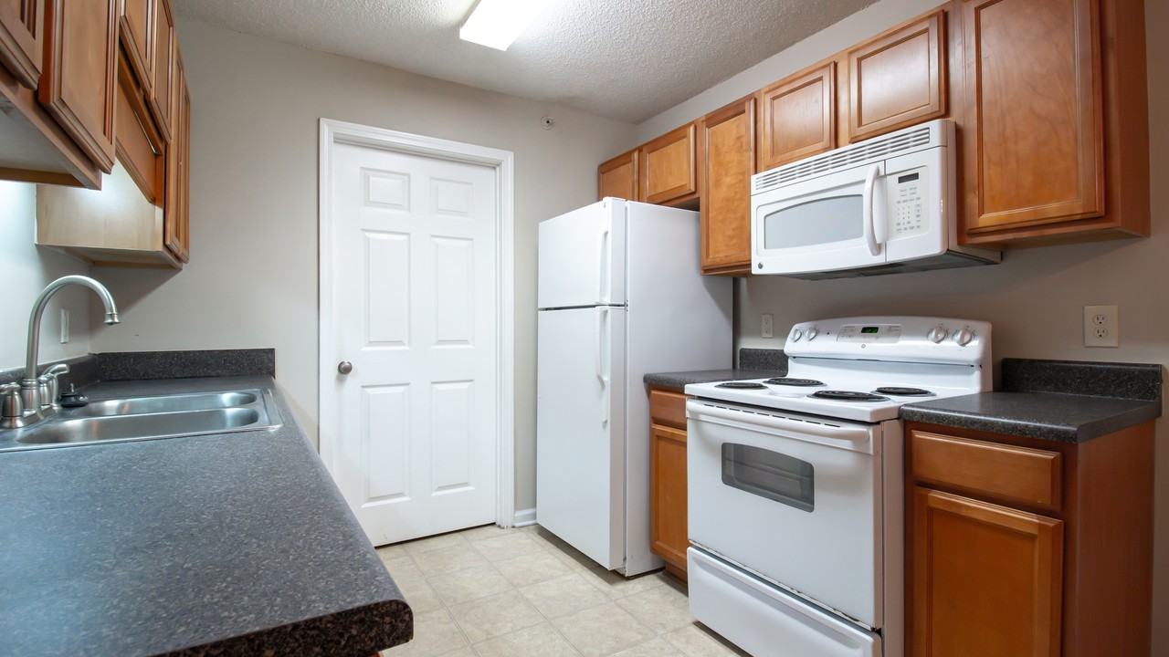 153 Millstone Road - Photo 7 of 12