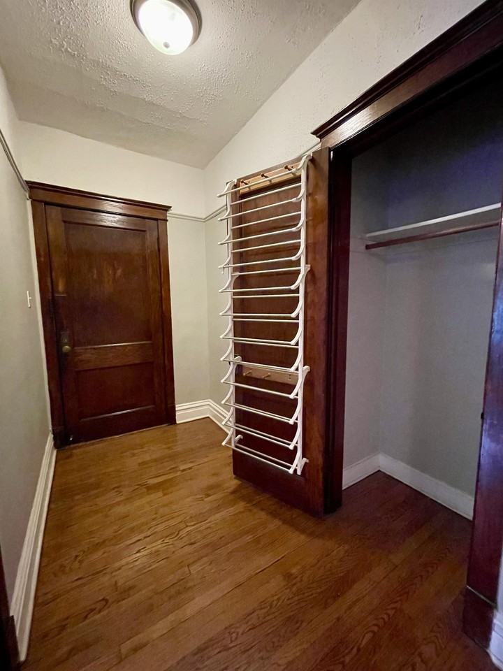 3801-10 N. Lincoln / 1844-48 W. Grace - Photo 6 of 11