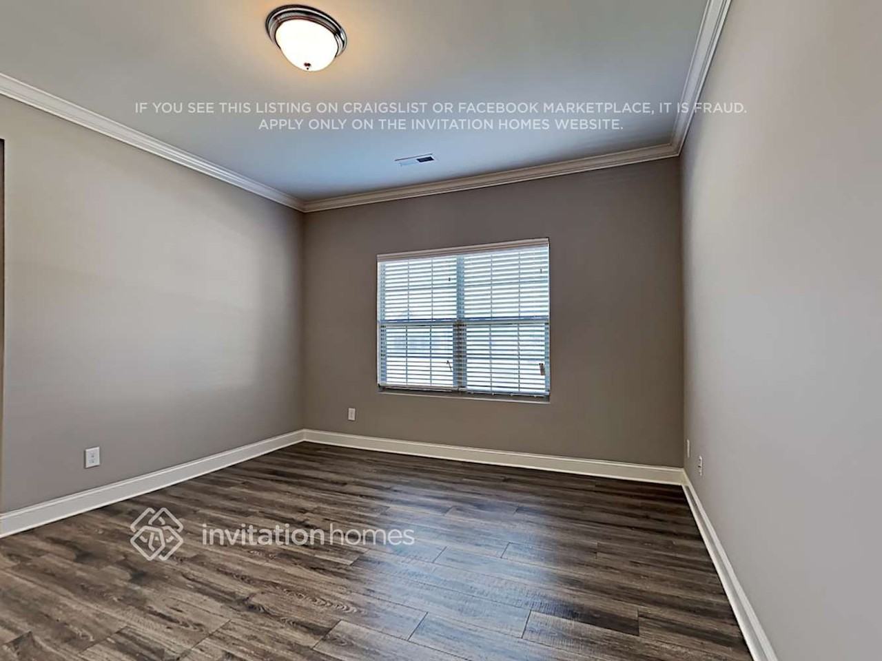 5419 Roberta Crossing Dr - Photo 6 of 32