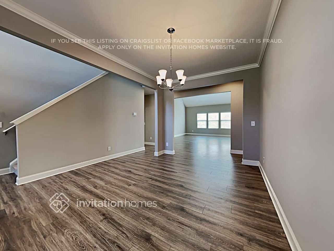 5419 Roberta Crossing Dr - Photo 7 of 32