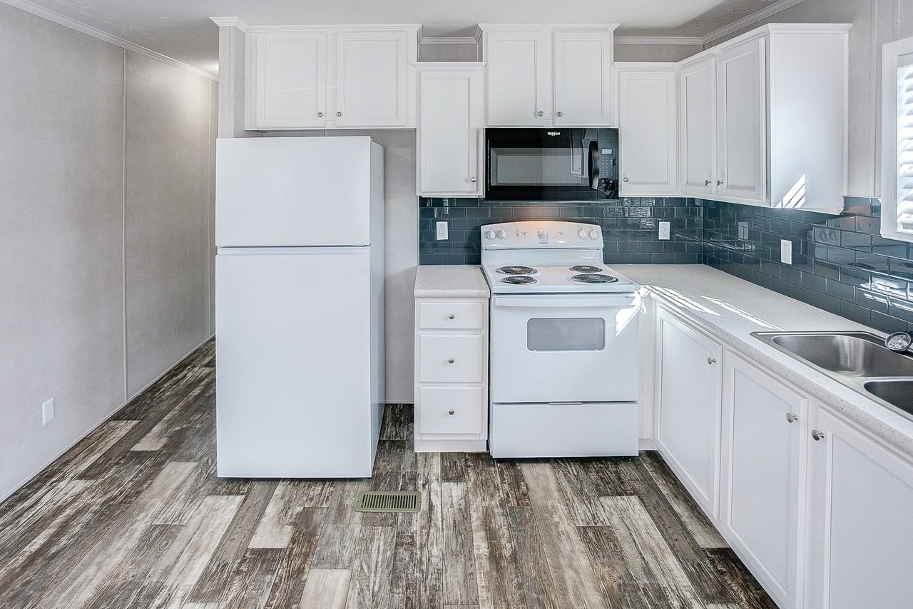 Rolling Meadows Manufactured Home Community - Photo 2 of 15