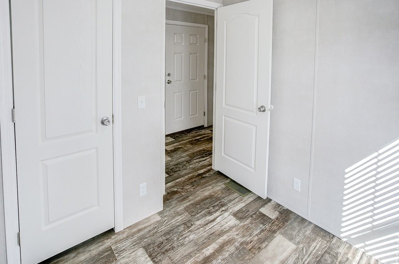 Rolling Meadows Manufactured Home Community - Photo 5 of 15