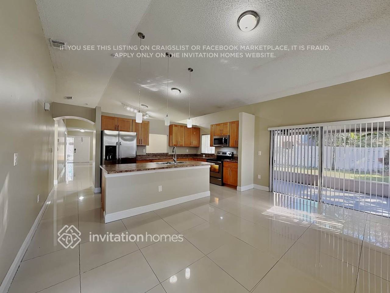 1001 Nw 125th Ter - Photo 6 of 23