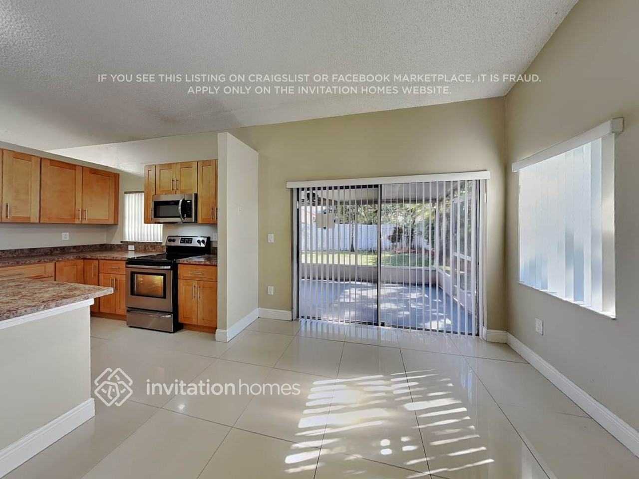 1001 Nw 125th Ter - Photo 7 of 23