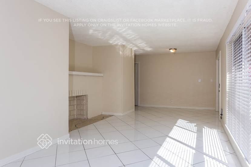 8119 Nw 72nd Ave - Photo 2 of 22