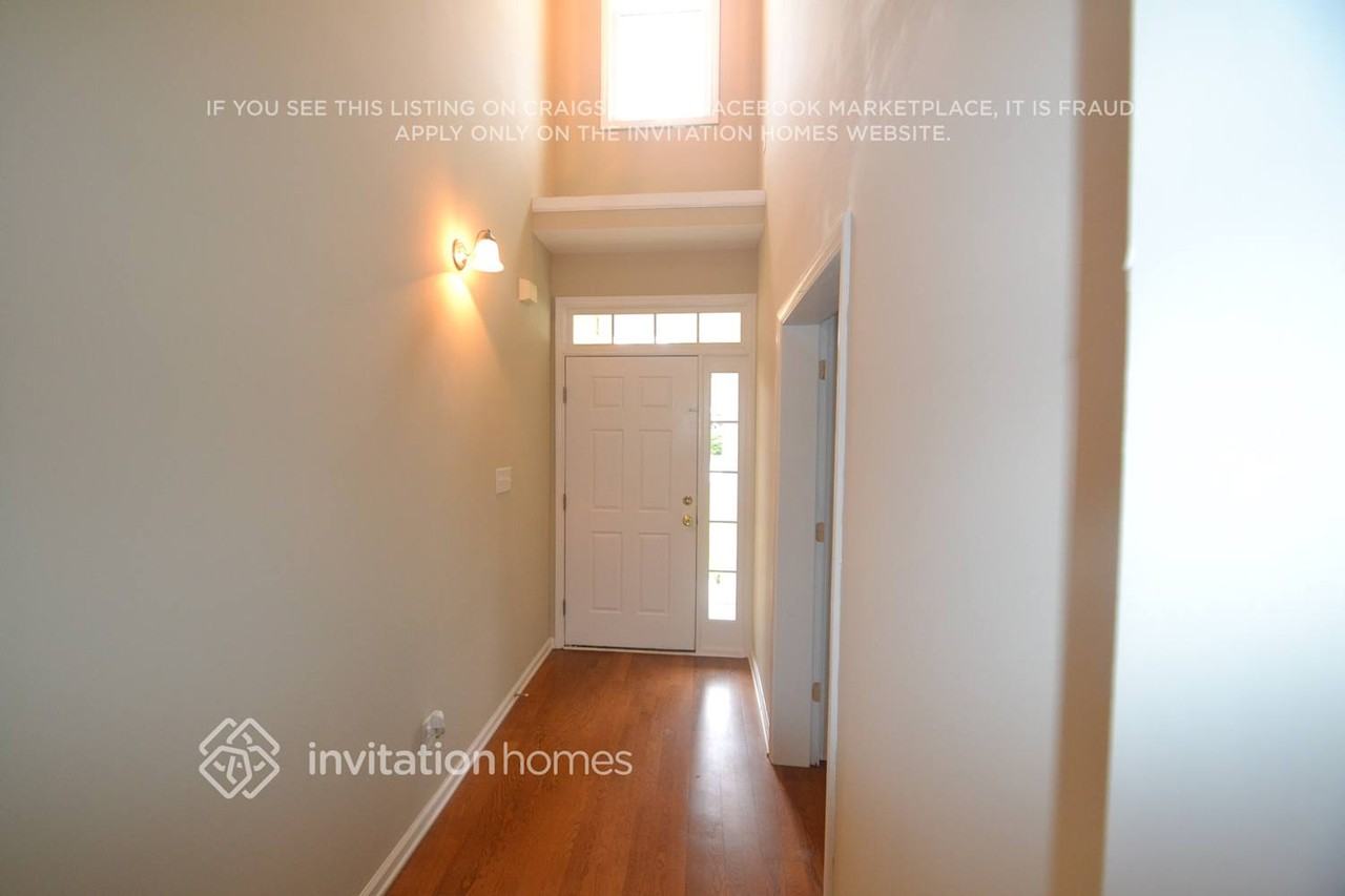 7807 Green Mill Dr - Photo 2 of 18