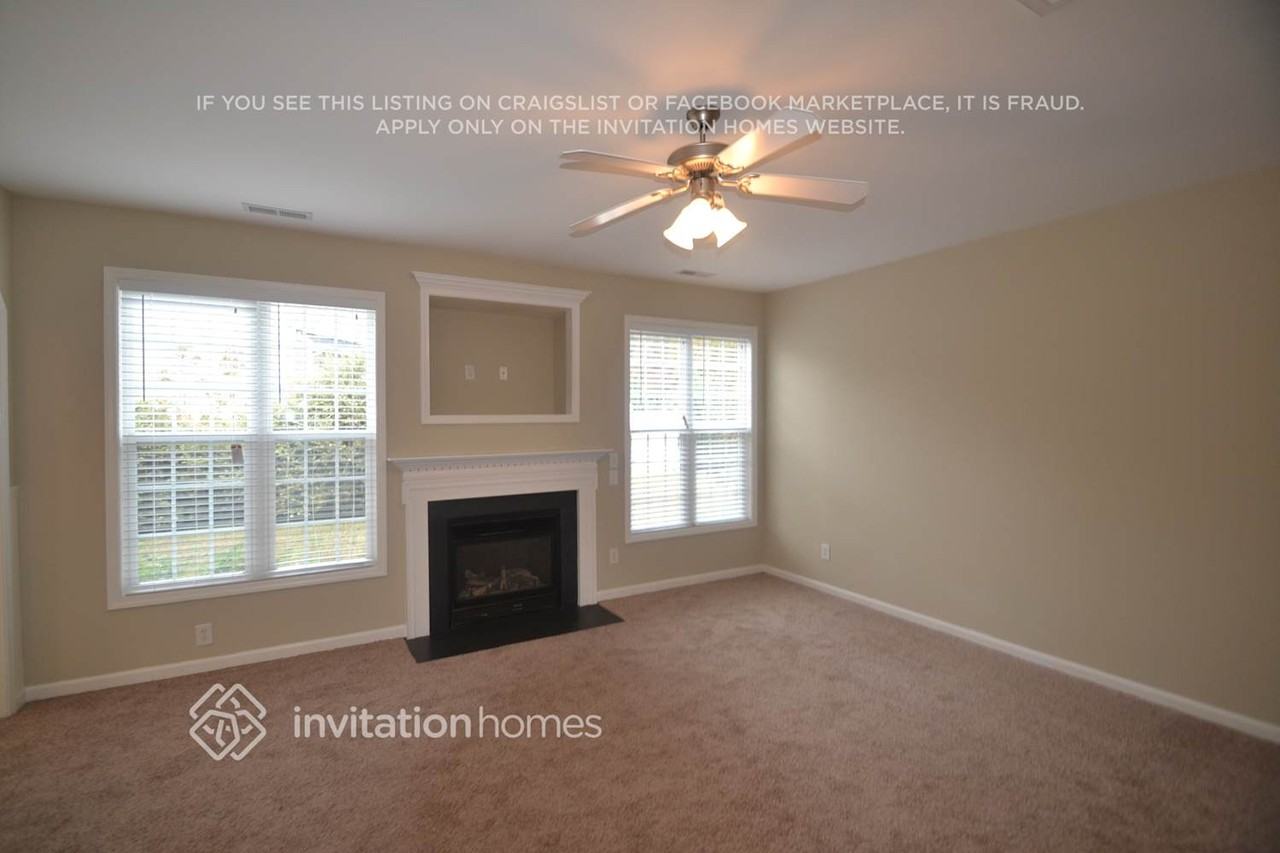 7807 Green Mill Dr - Photo 4 of 18