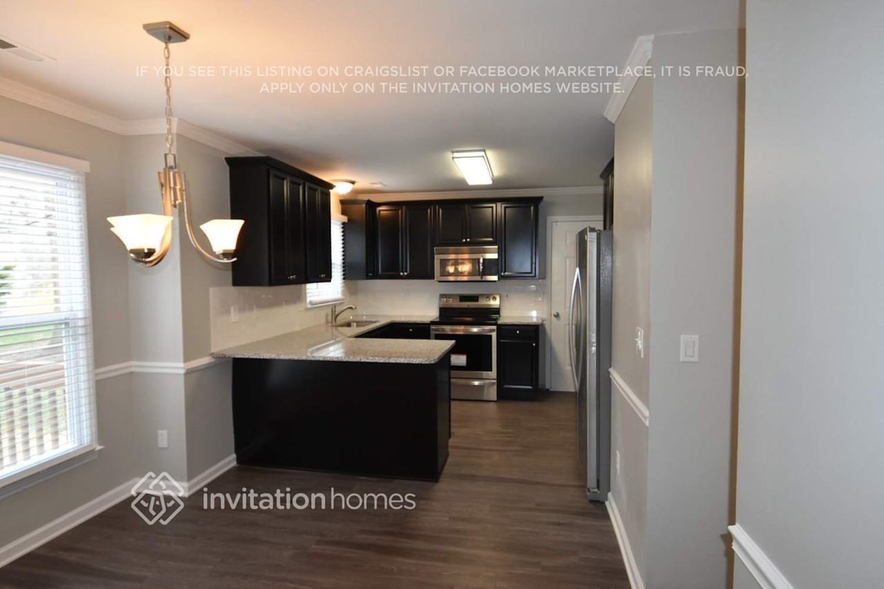 3349 Daingerfield Dr - Photo 6 of 13