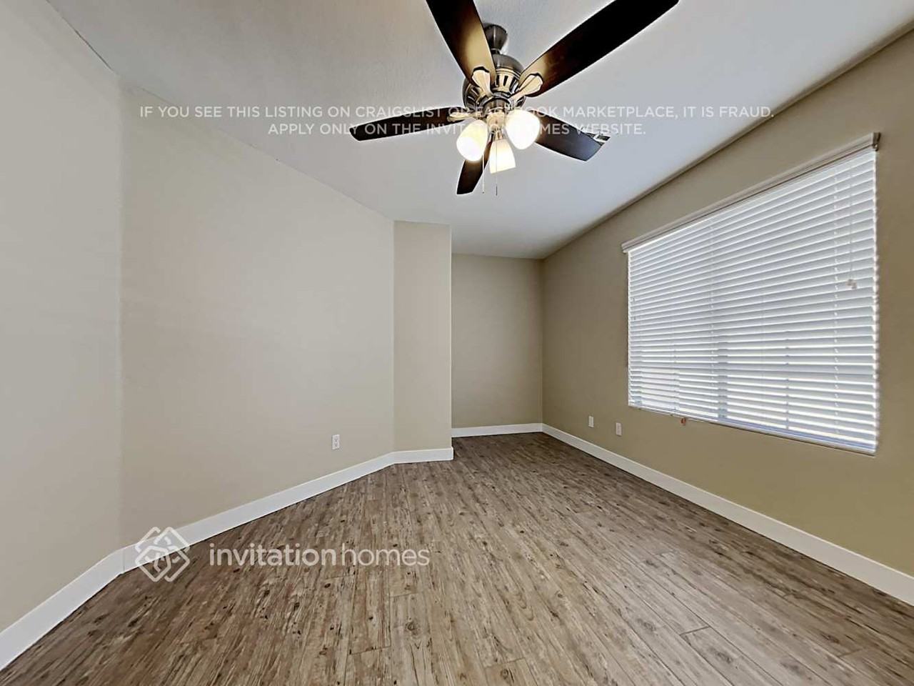 7836 Sedalia St - Photo 7 of 18