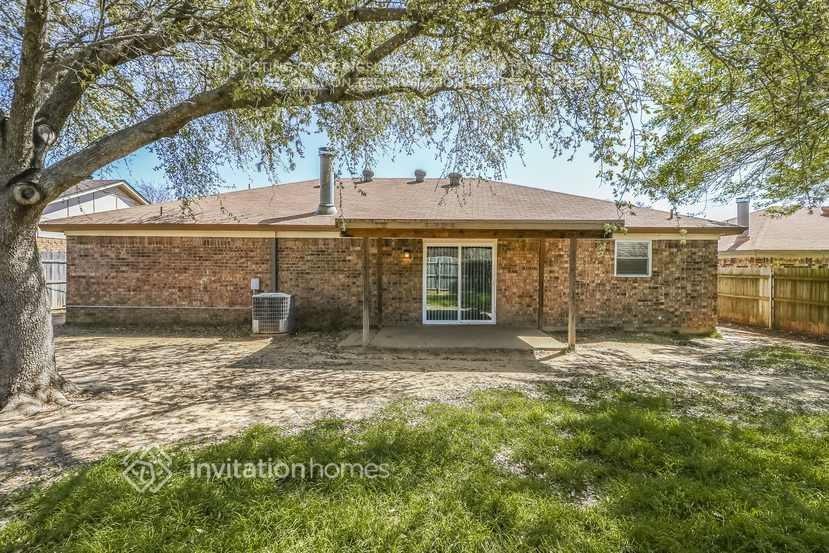 6402 Big Springs Dr - Photo 4 of 6