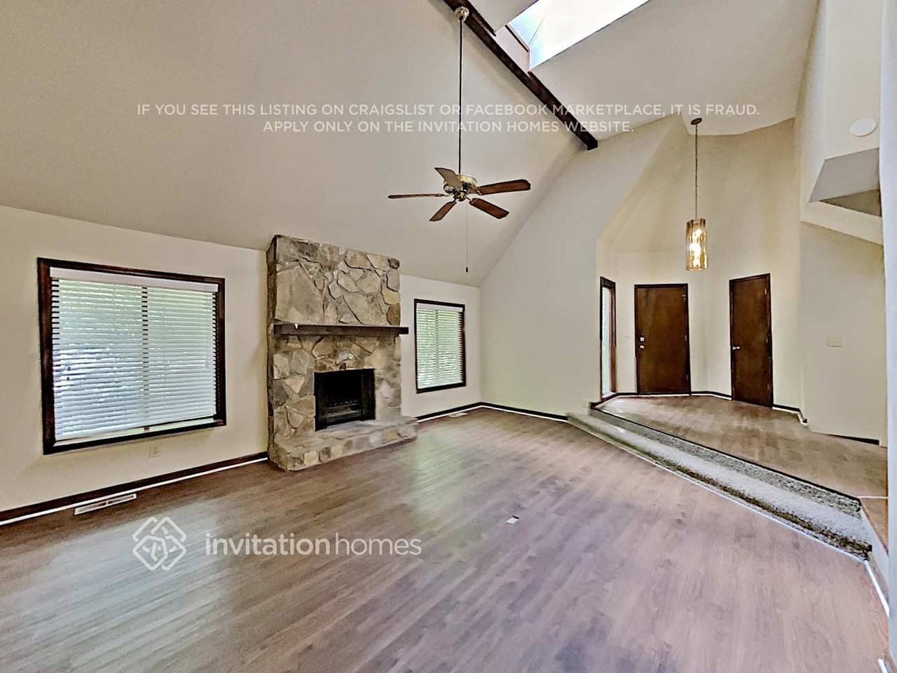 1050 Rockcrest Dr - Photo 6 of 20