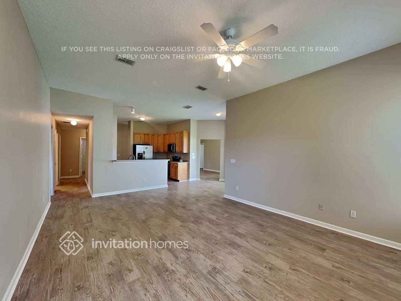 1029 Deer View Ln - Photo 4 of 19