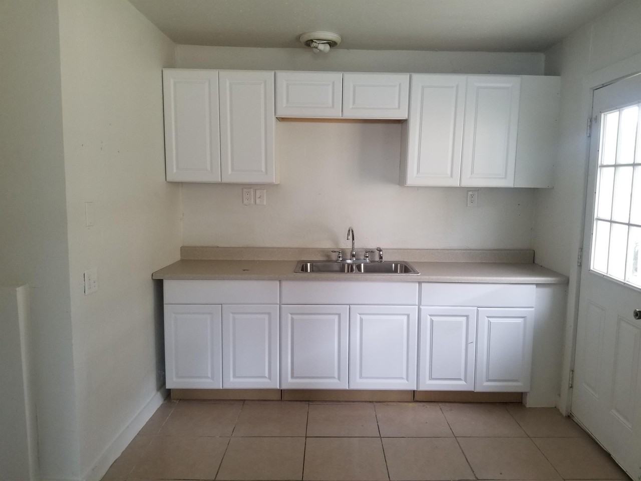 4710 Saint Anthony Ave #1 - Photo 3 of 7