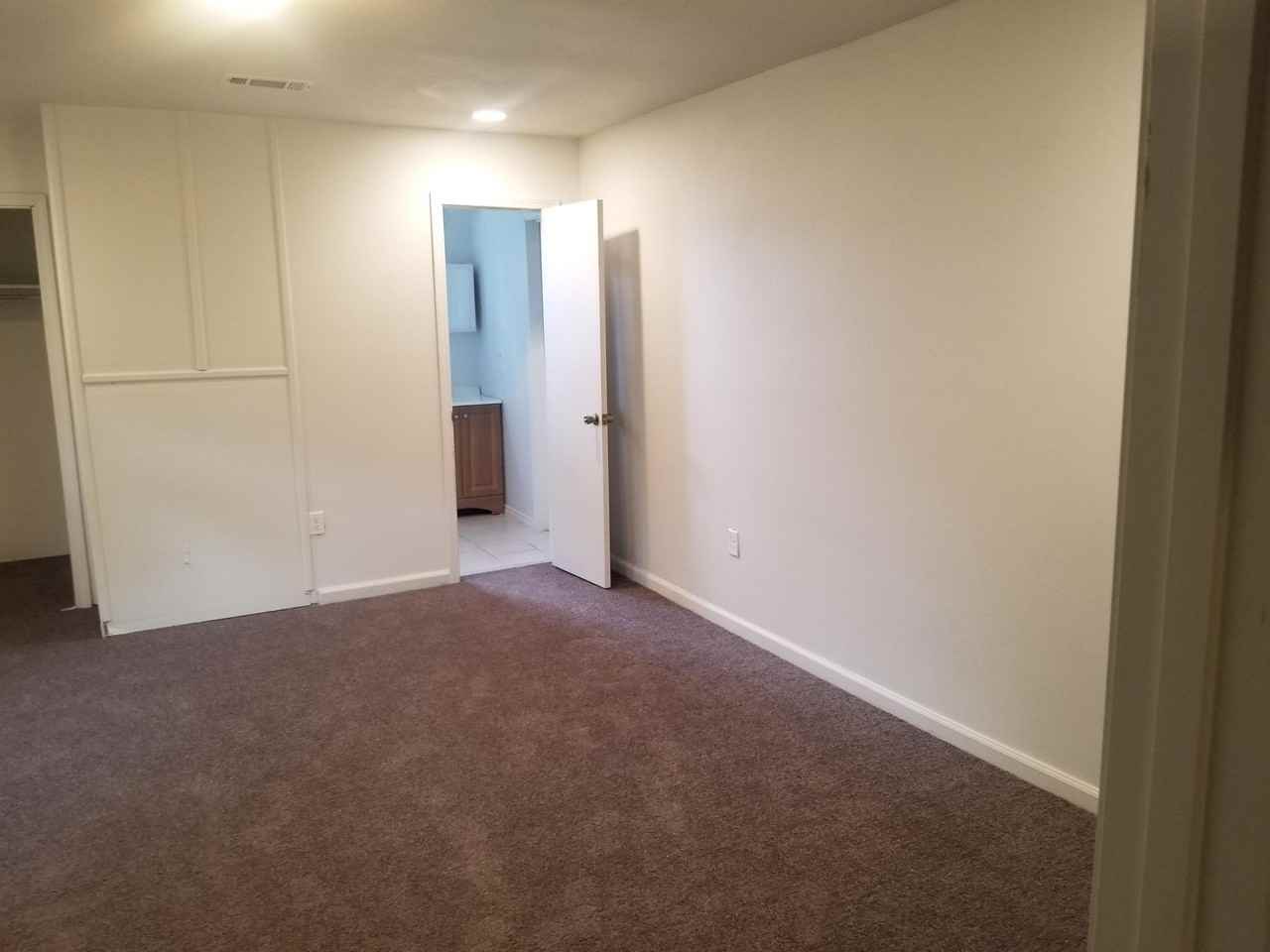 4710 Saint Anthony Ave #1 - Photo 6 of 7