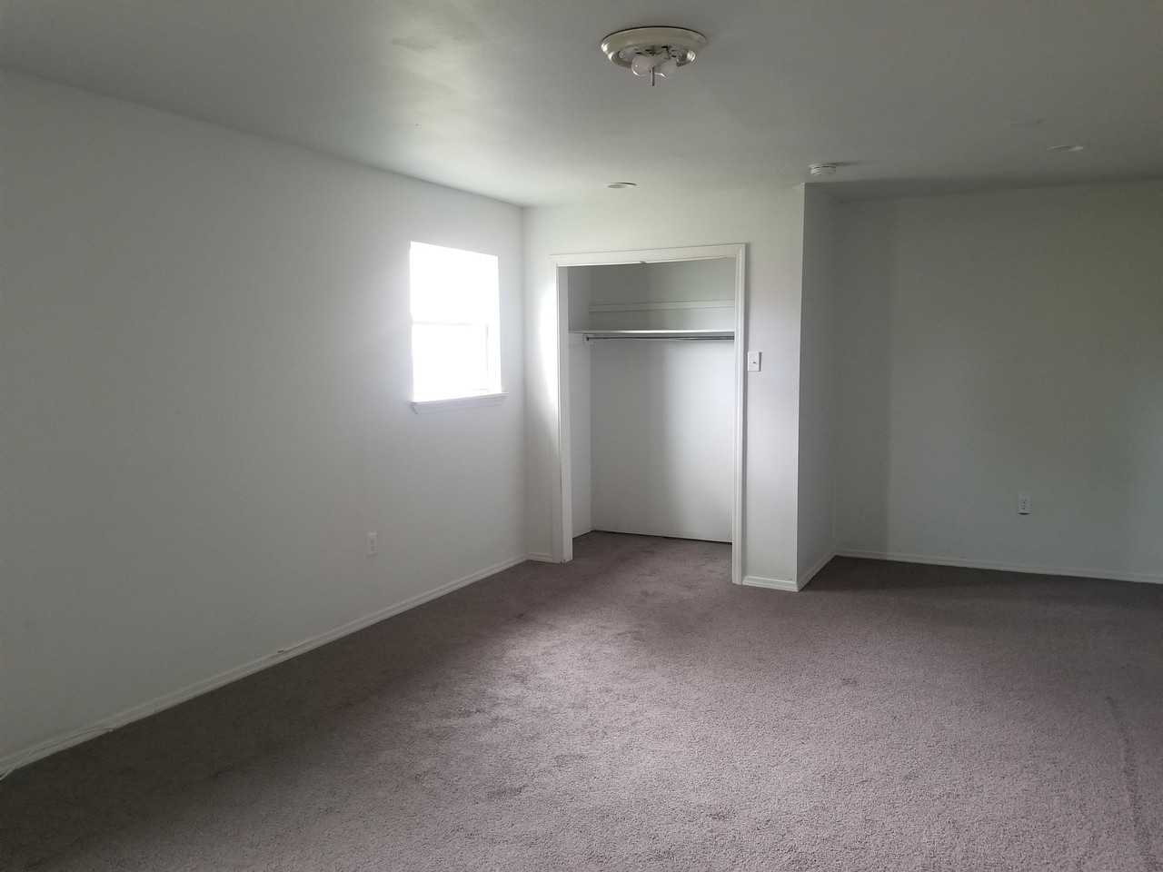 4710 Saint Anthony Ave #1 - Photo 7 of 7