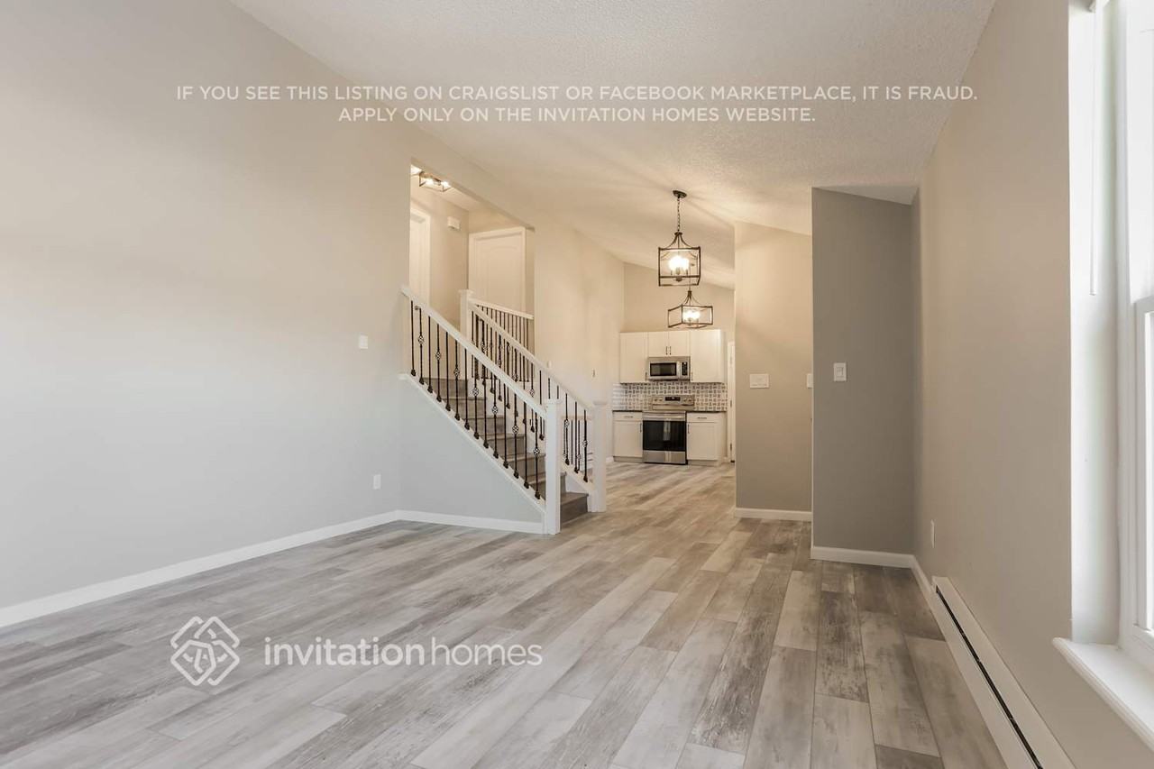 18022 E Kepner Dr - Photo 2 of 15