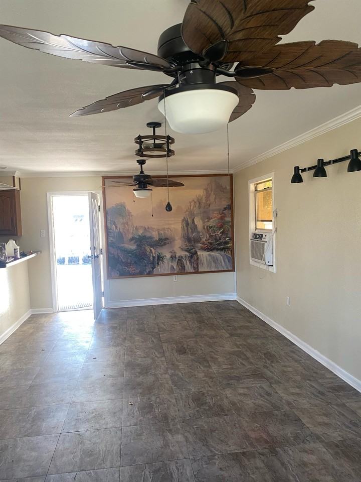 1208 Mercury Ave #1 - Photo 3 of 36