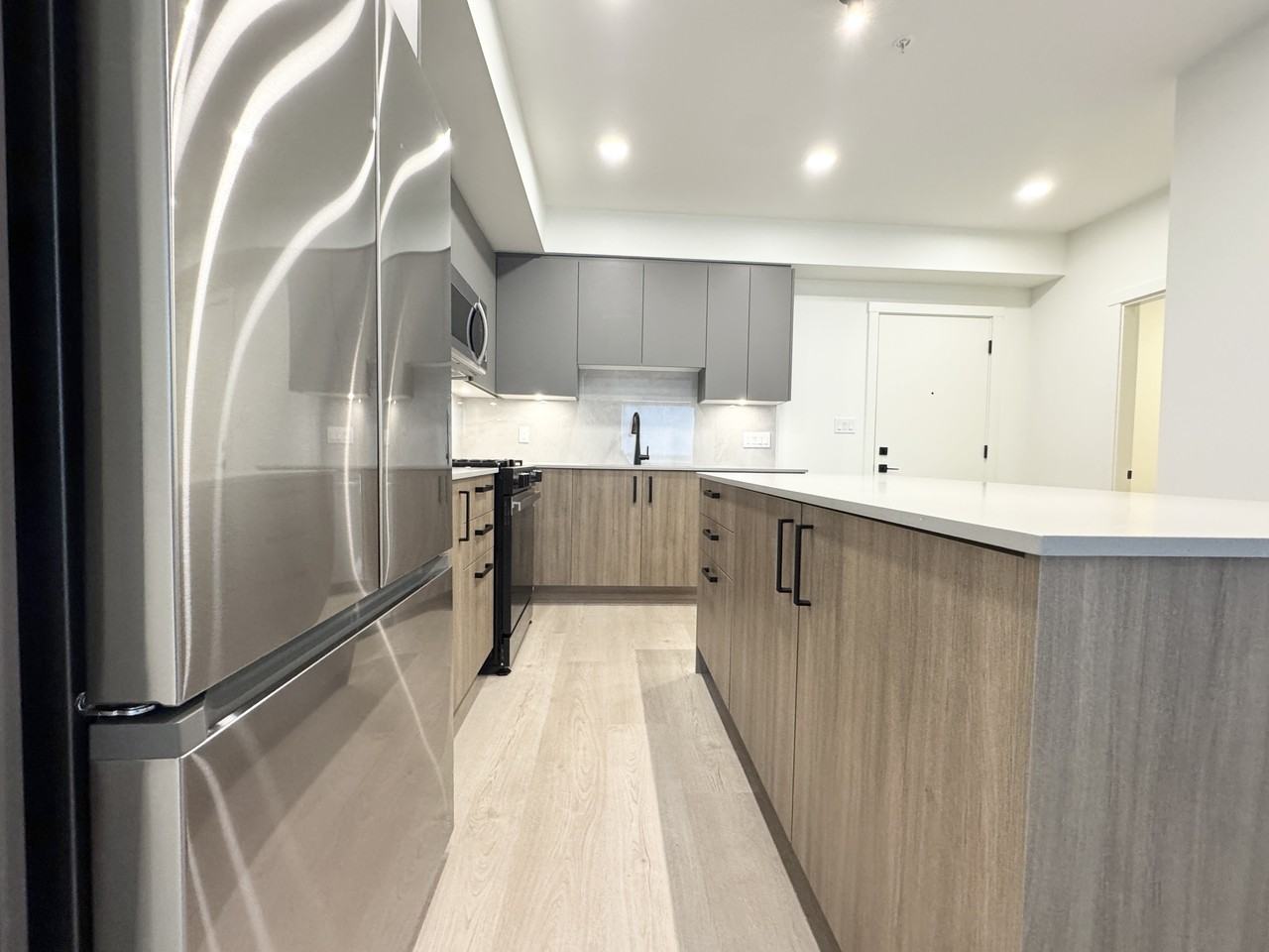 8230 208B Street #3xx - Photo 3 of 11