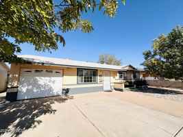 featured image of 936 E 7th Dr