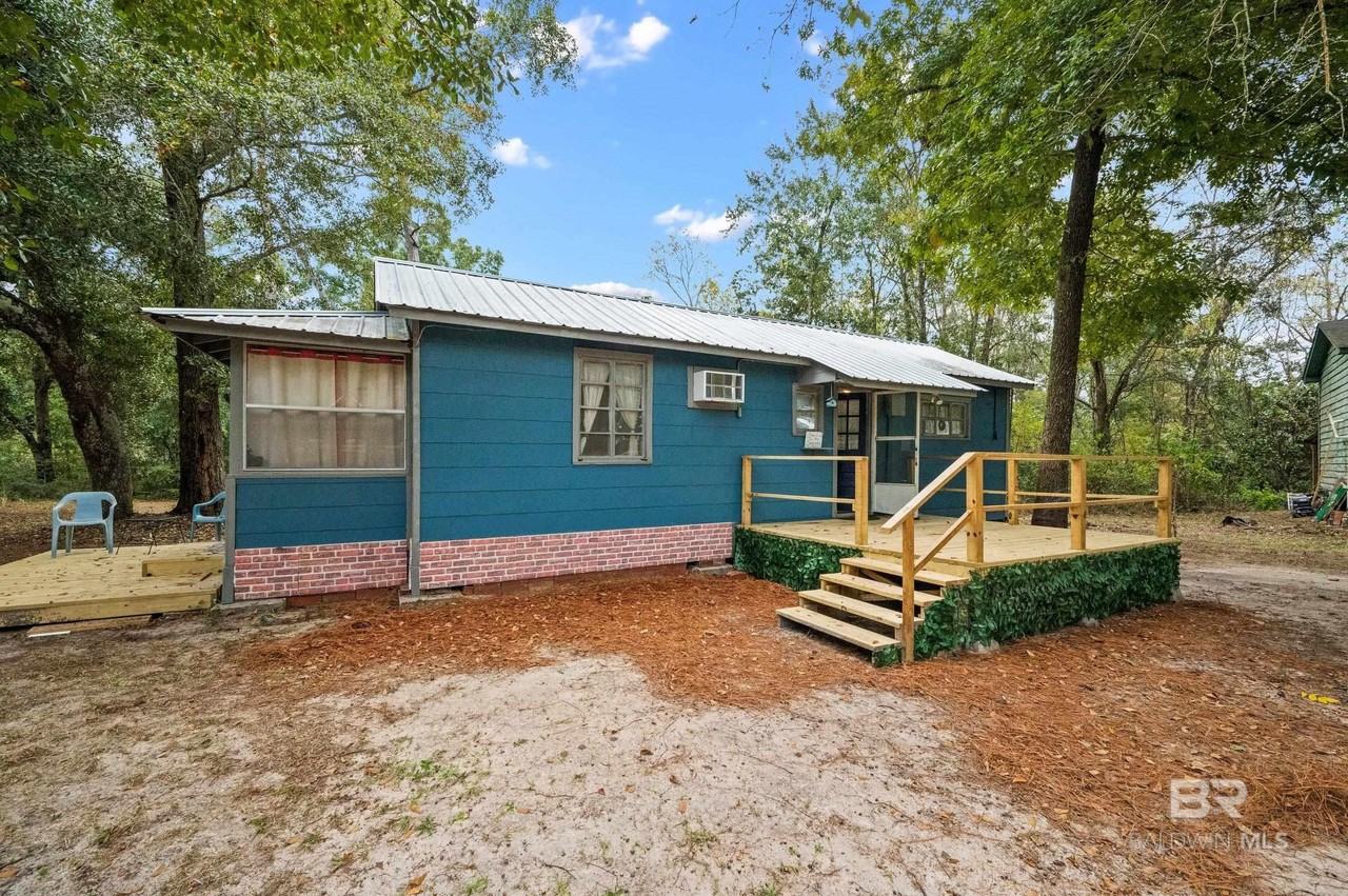 8600 Crawford Rd - Photo 2 of 30