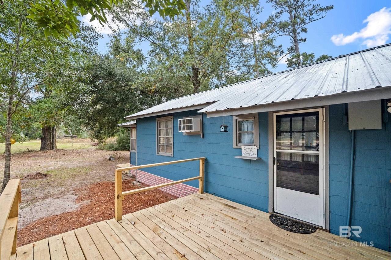 8600 Crawford Rd - Photo 3 of 30