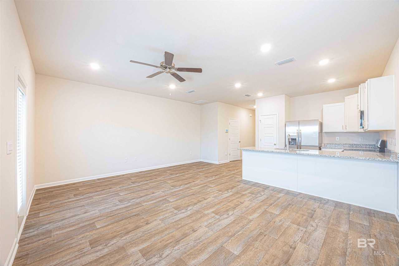 32195 Emanicipation Cir - Photo 5 of 23