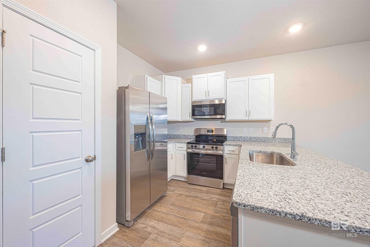 32195 Emanicipation Cir - Photo 6 of 23