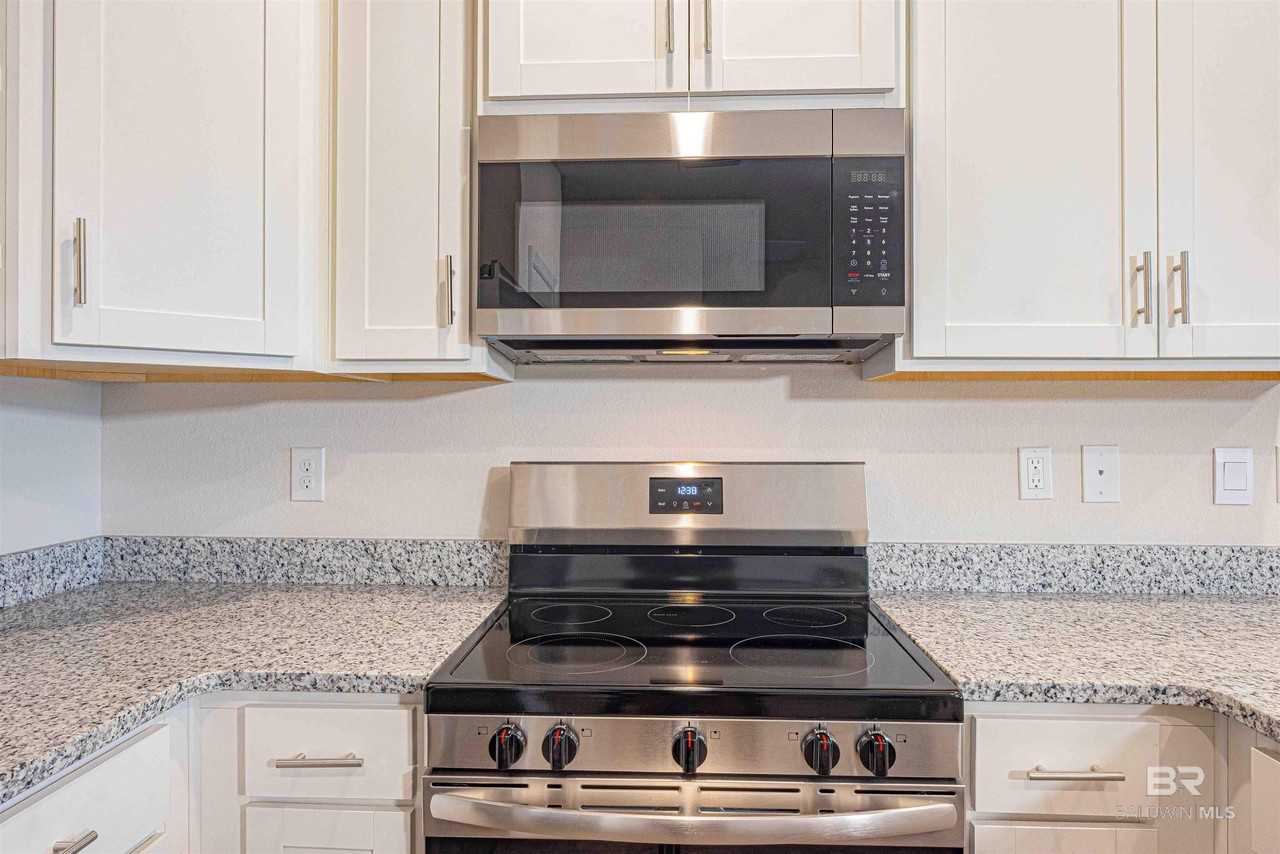 32195 Emanicipation Cir - Photo 7 of 23