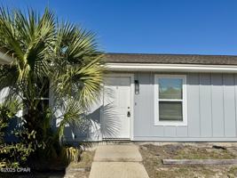 featured image of 1501 Chestnut Ave Apt D #D