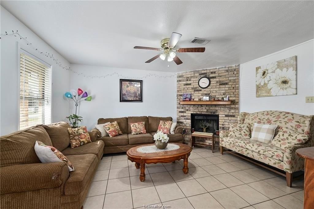 705 San Benito Drive Drive - Photo 4 of 13