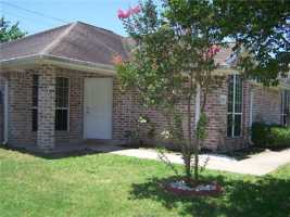 featured image of 3602 Hollyhock St