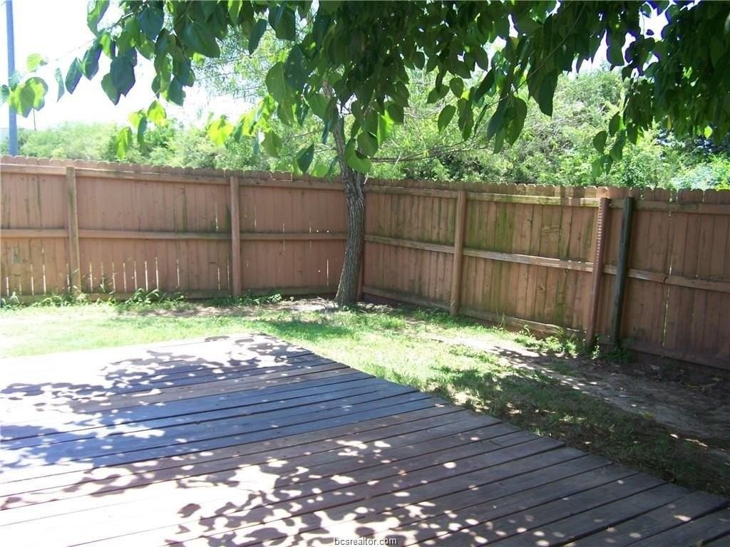 3602 Hollyhock St - Photo 2 of 4