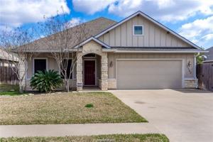 featured image of 1582 Woodbine Ct