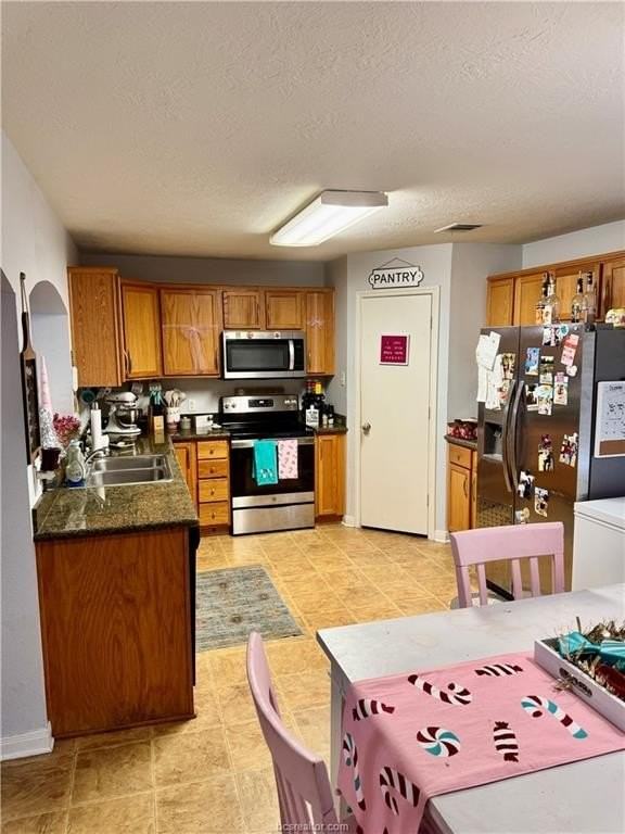 4013 Southern Trace Ct - Photo 4 of 21