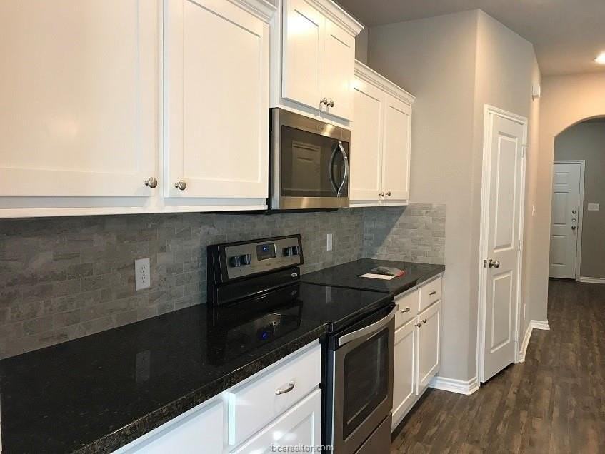 3425 Papa Bear Dr - Photo 6 of 19