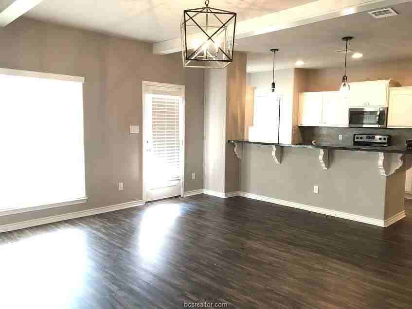 3425 Papa Bear Dr - Photo 7 of 19