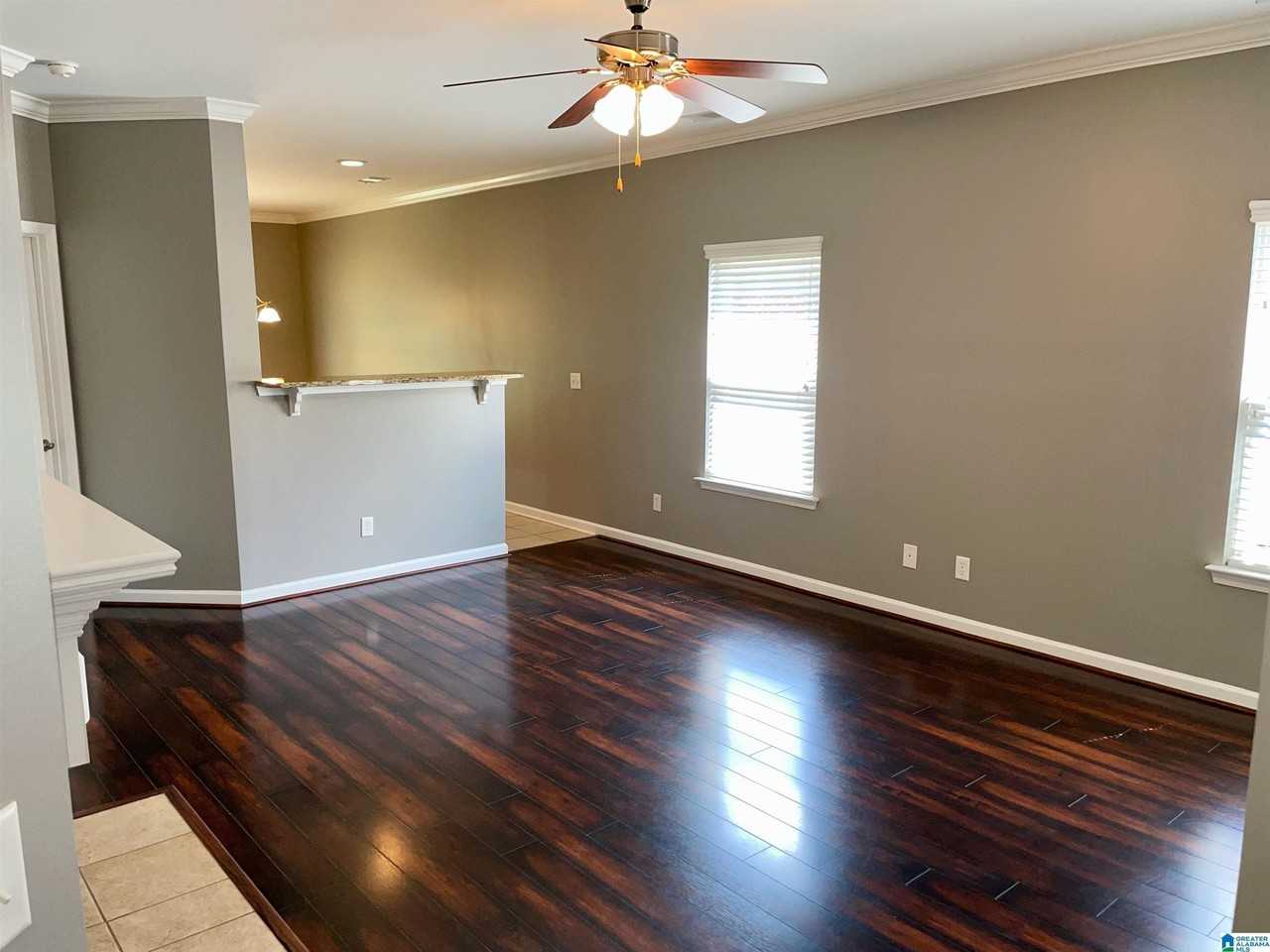 Oxmoor Glen Dr - Photo 3 of 24