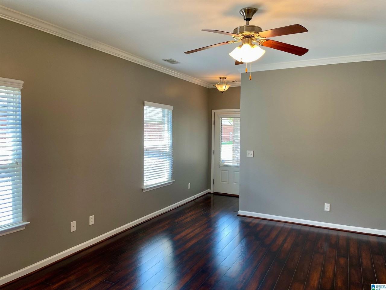 Oxmoor Glen Dr - Photo 4 of 24