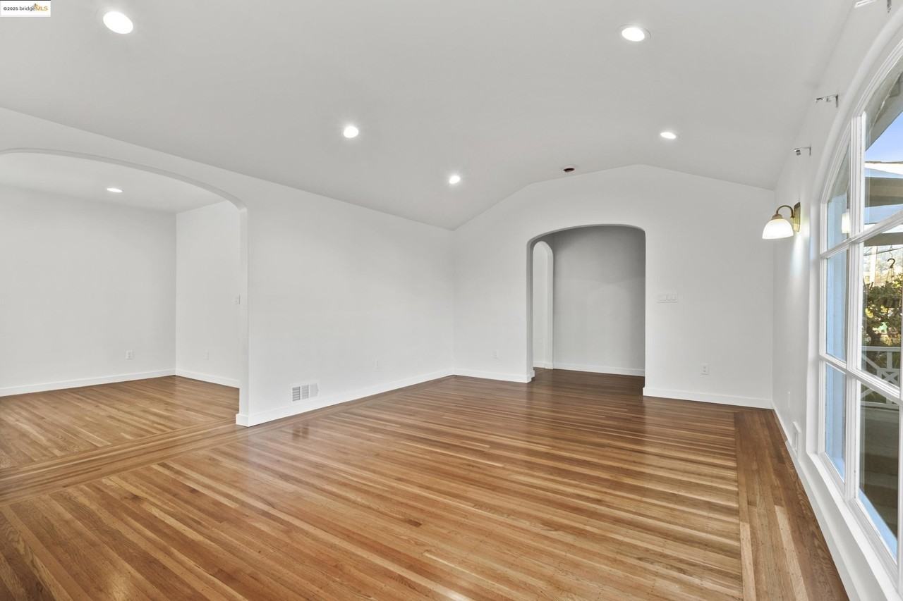 510 Pomona Ave - Photo 4 of 47