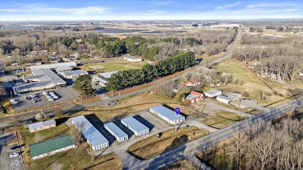 614 W Wilbur Mills Ave - Photo 4 of 21