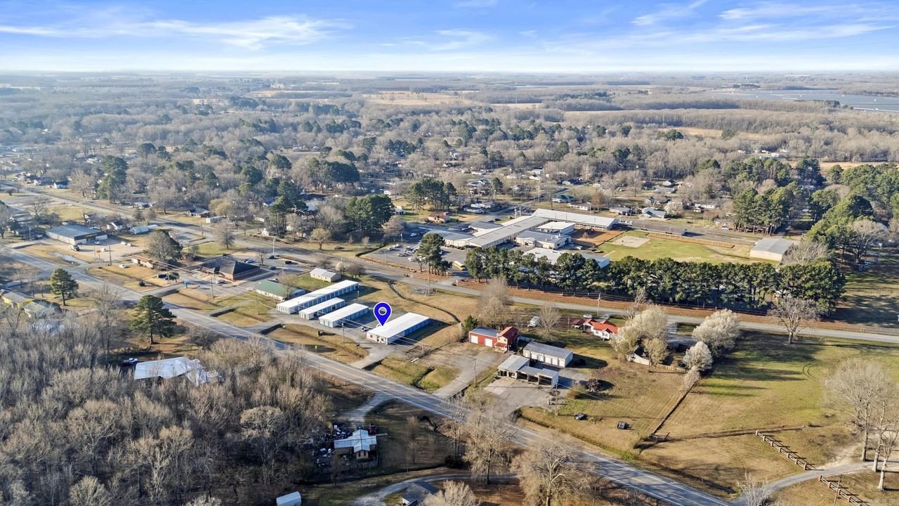 614 W Wilbur Mills Ave - Photo 6 of 21